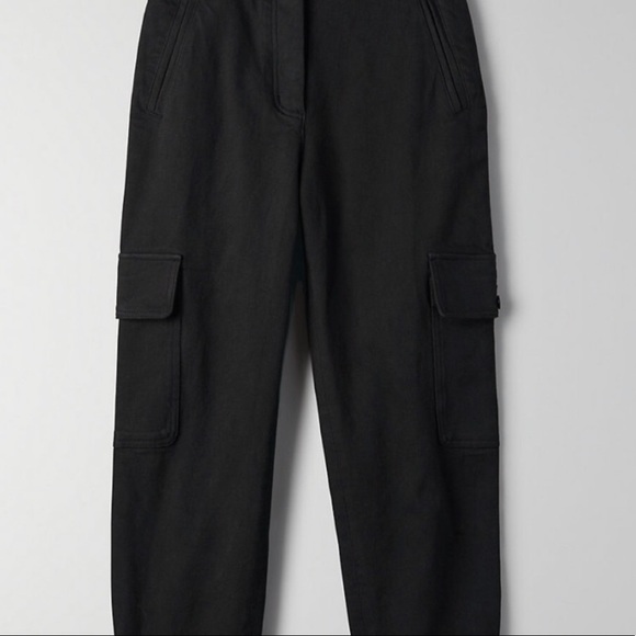 Aritzia Mika Modern Cargo Pant - Picture 3 of 5